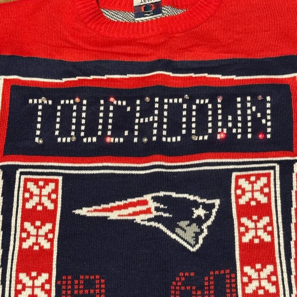 Team Apparel New England Patriots Light Up Touchdown Sweater Christmas Size XL - Picture 10 of 14